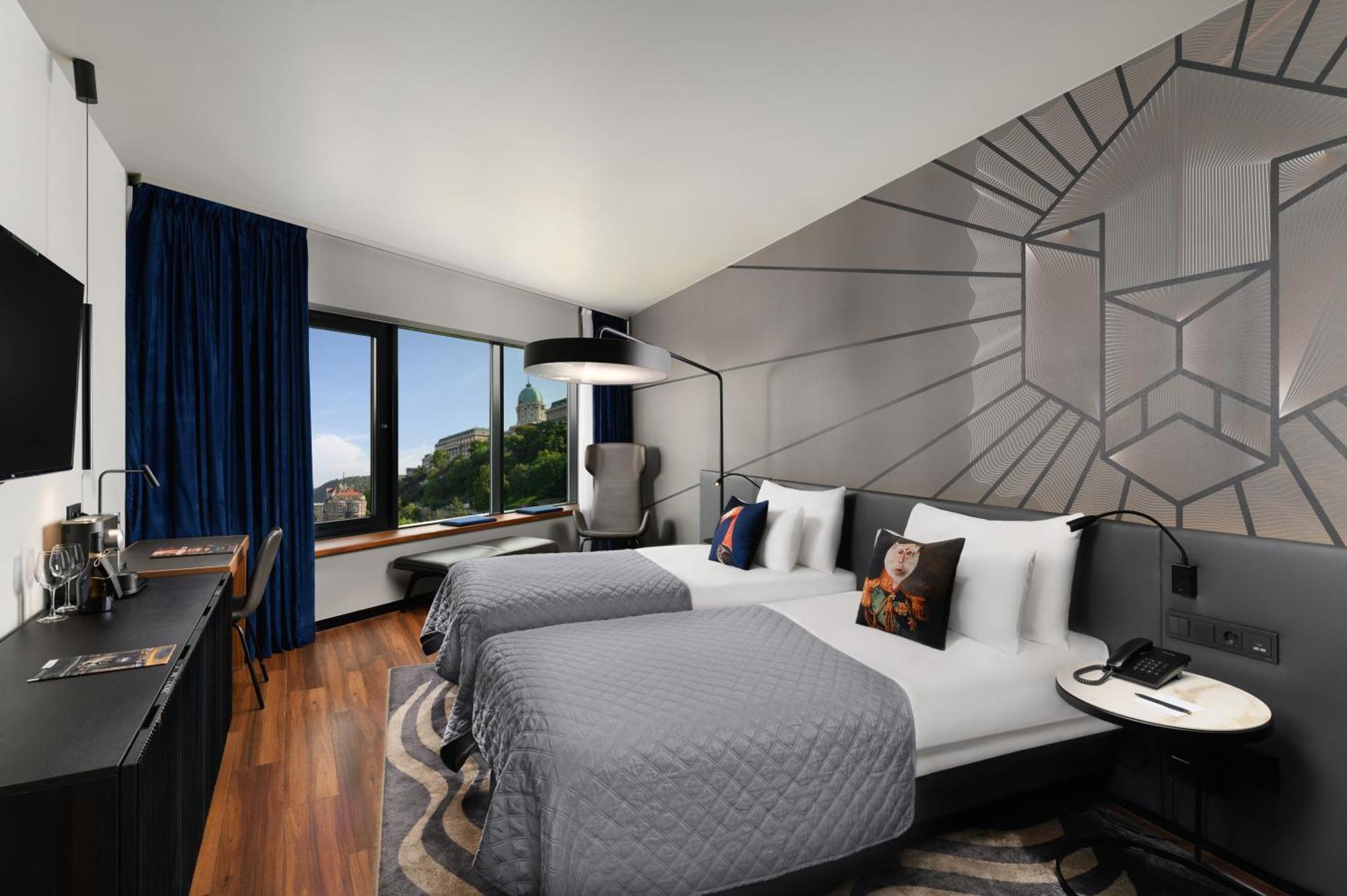 Double Room Castle View,1572789236:JPEG