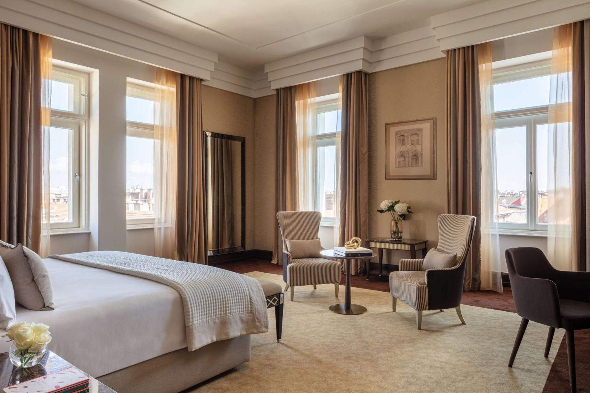 Junior Suite Extra Bed,1658748693:JPEG