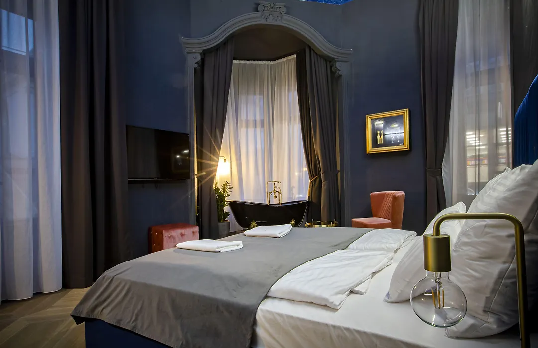 Noble Boutique Hotel - Adults Only-1