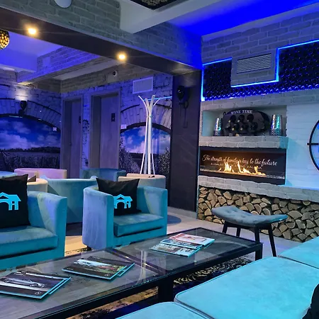 Smart Hotel Budapest-3